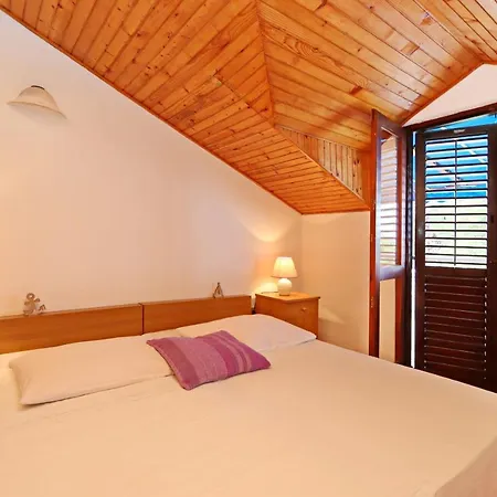 Apartment Apartments By The Sea Prizba, Korcula - 4484