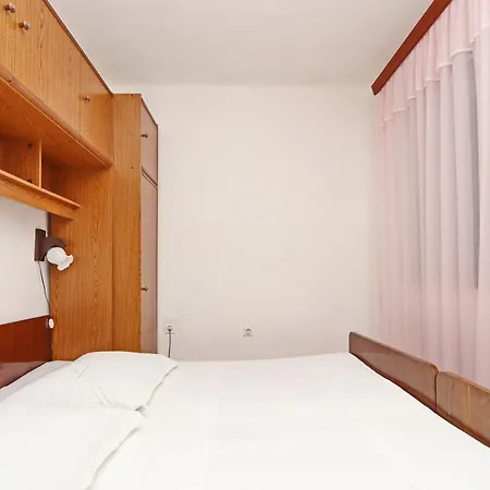 Apartments By The Sea Prizba, Korcula - 4484 Apartment *