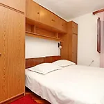 Apartment Apartments By The Sea Prizba, Korcula - 4484