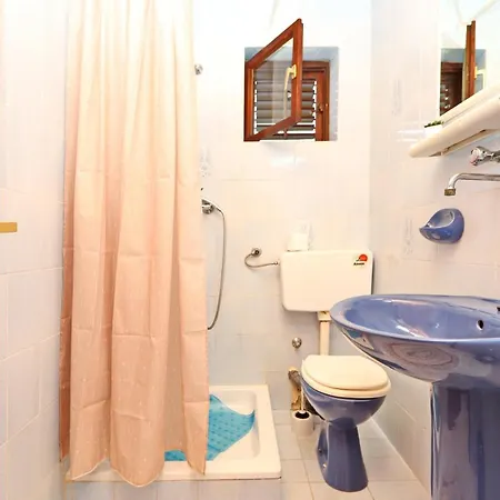 דירה By The Sea Prizba, Korcula - 4484 פריזבה